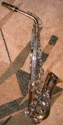Продам американский саксофон альт Selmer Bundy 2. 