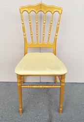 Штабелируемый стул пластиковый Наполеон,  подушка,  цвет золотой