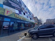 Оренда приміщення на 1 поверсі ТЦ 